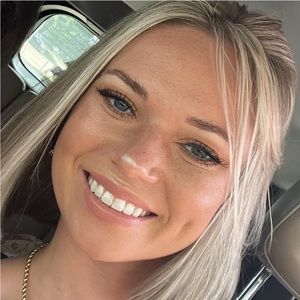 LIKE LISTING 4 LIVES! 💥 🔥